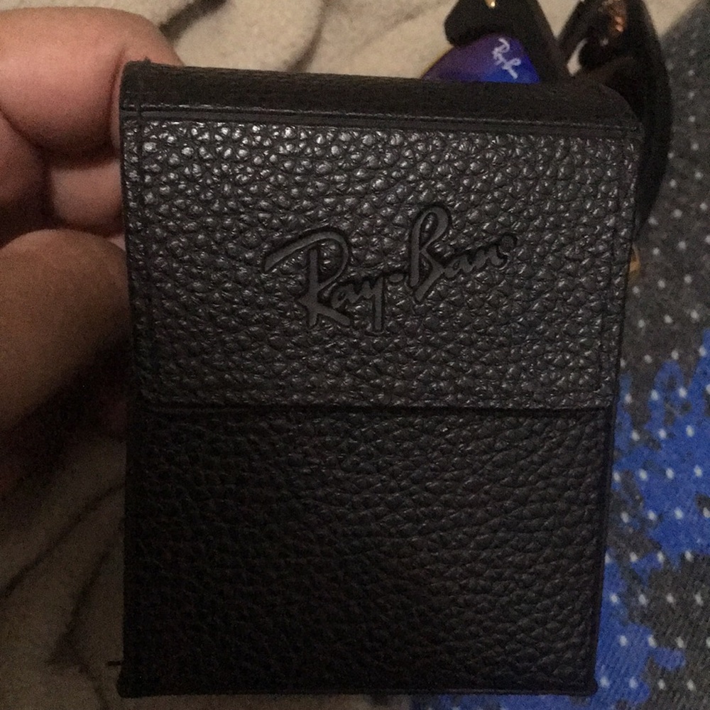 Ray bans - Picture 3 of 3